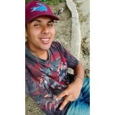 Constructor. Algo casual. Mido 1.75