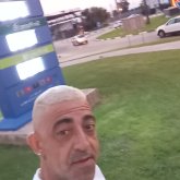 Borreguett chico soltero en Sueca