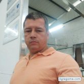 Busco ligar. Alegre ardiente. Jugar