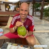 Busco pareja. Alguien con quien