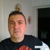 JUANITU chico separado en Sevilla