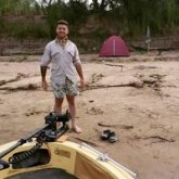 Mujer con ganas de charlar poder