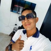 Busco hacer amistades. Mujeres guapas en