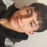 Mujere de la edad q sea. Comer migaja