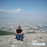 Rodrigoo1393 chico soltero en China