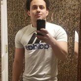 Empleado. Busco pareja. Estoy buscando