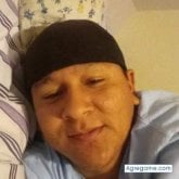 Trabajo. Busco pareja. Una de 40 omas.