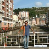 trasgu chico divorciado en Cartagena