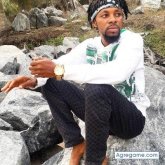 Busco pareja. Good person age or