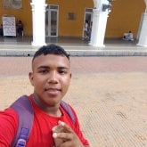 Busco mujer de 25 años. Soltero y