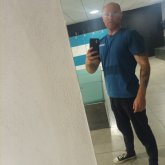 Amistad y sinceridad. Simpático y