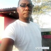 Encuentra Hombres solteros en Catacocha