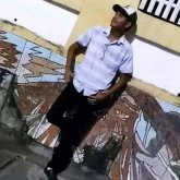 Empatica humilde y romántica. Amable