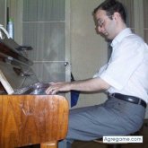 Single. Busco hacer amistades. Me