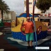 Desempleo. Busco pareja. Chica soltera