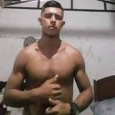 Soy hombre de 27 años busco una mujer