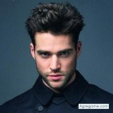 Busco pareja. Mujeres maduras. Soy alto