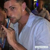 Busco chatear. Chicas cerca. Simpático