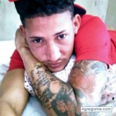 Olibee chico soltero en Azua De Compostela