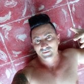 Trabajo. Busco pareja. Estoi buscando