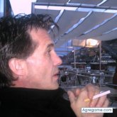 iluminatusss chico divorciado en O Barco