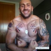 Busco hacer amistades. Amistades. El