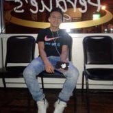 Busco pareja. Gente. Tremendo. Guiar.