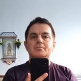 Desempleado. Busco matrimonio. Me