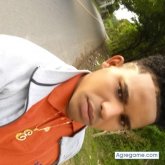 Chatear con willylara8832 de Nigua