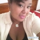 Vendedora. Busco matrimonio. Hombres