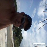 8t4424 chico soltero en Arraiján