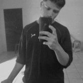 Una chica de 23 años. Soltero soy