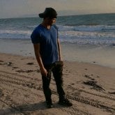 Mujeres para comenzar.