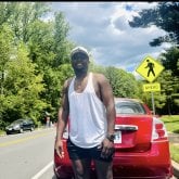 Soy un hombre súper divertido. Solo un