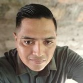 Agente. Busco pareja.