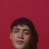 Mecánico. Una chica, que sea mayor o de