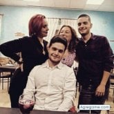 Busco ligar. Conocer gente. Social. Los