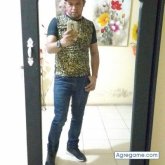 Busco pareja. Amistades. Divertido.