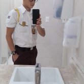 Busco ligar. Personas interesantes. Una