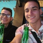 Auxiliar administrativo. Una relación