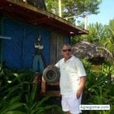 Busco pareja. Mujer. Romántico