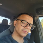 Camionero. Busco una compañera leal. Yo