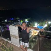 Empleado. Busco pareja. Mujeres de 30