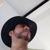 Busco chatear. Busco mujer de 25 a 50.