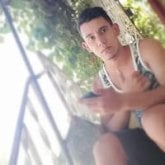 Busco una mujer bonita e inteligente.