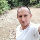 Encuentra Hombres solteros en El Bagre
