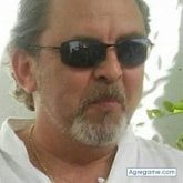 Busco pareja. Mujeres. Tierno y fiel.