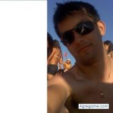 Encuentra Hombres solteros en Barranqueras
