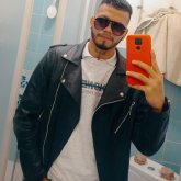 Busco conocer gente. Gente mayor. El