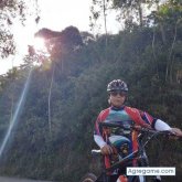 cedieliyo chico soltero en Cartago